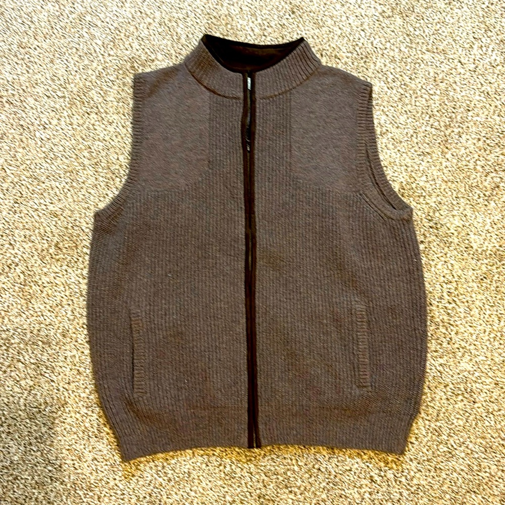 LL Bean 100% Wool Knit Zip up Vest XL EUC